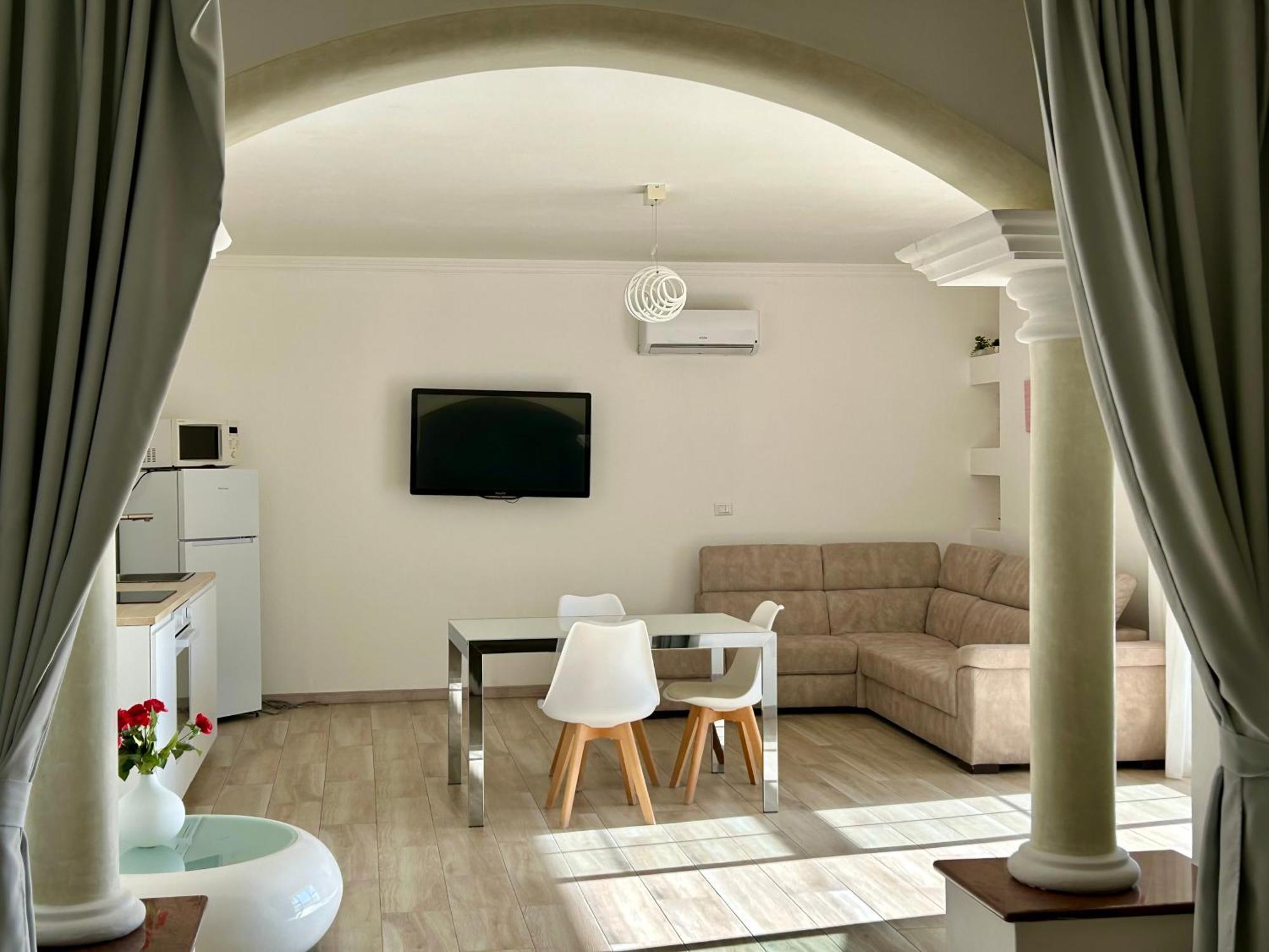 Guest House - La Bella Vita Orosei Ngoại thất bức ảnh
